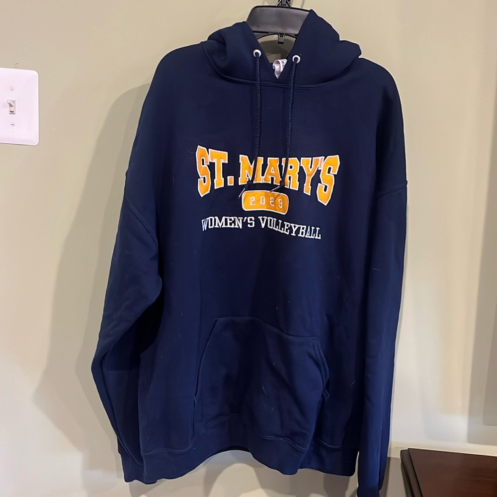 St. Mary’s College of Maryland Seahawks Unisex Volleyball Hoodie. Size XL.